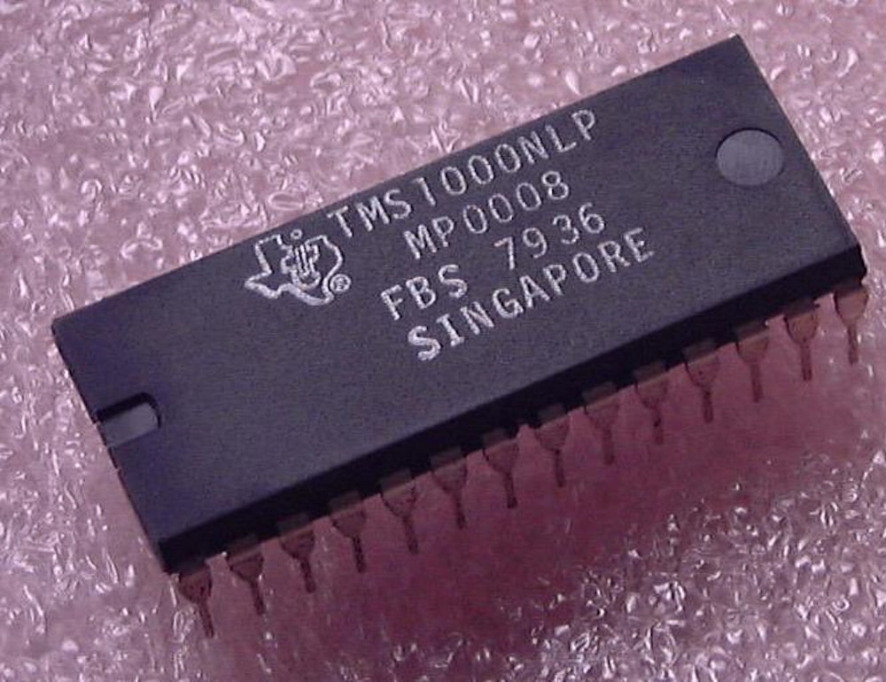 El primer microprocesador no fue el Intel 4004: así empezó de verdad la guerra del silicio (y lo que hacía la URSS mientras tanto) | Texas Instruments TMS1000