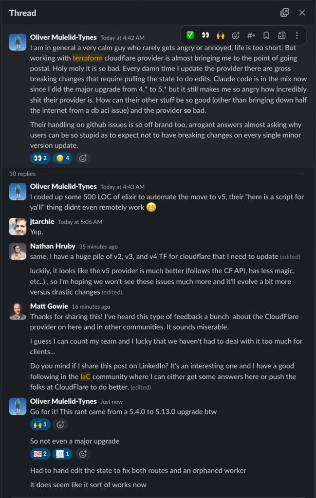 La comunidad de DevOps carga contra el provider de Cloudflare para Terraform: ¿un punto débil en la era de la Infraestructura como Código? | captura canal slack cloudflare